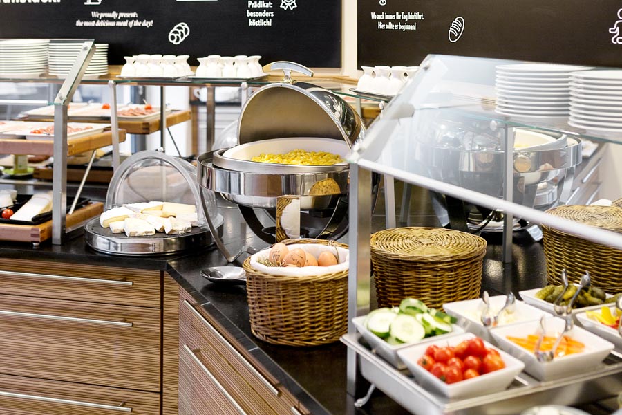 Bio Frühstück in Wien Frühstücksbuffett mit Gemüse
